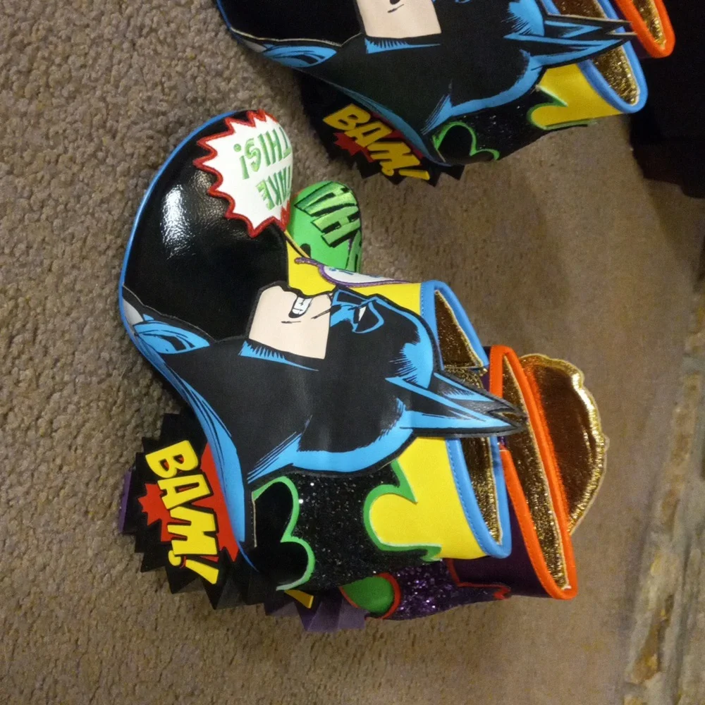 Batman and Joker Deadly Duo ankle boots, a size 10 & a size 11 - Picture 4 of 13
